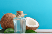 زيت النارجيل: استخداماته وفوائده العجيبة